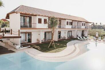 בית מלון כפרי Canggu Village Accommodation