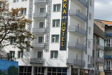 Saka Li̇fe Otel
