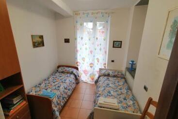 דירות לתיירים Casa Del Leone