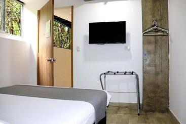 Hotel Carriqui Underground