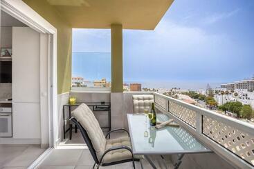 ツーリストアパートメント Orlando Eagle Nest 501 By Vivatenerife