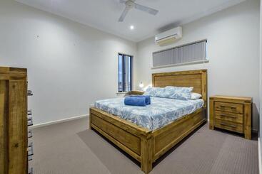 شقق خاصة سياحية 34 Gnulli Court