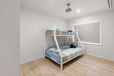 דירות לתיירים 6 Kestrel Place