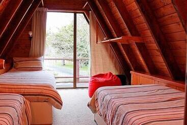 דירות לתיירים Alpine A Frame   Ohakune Chalet