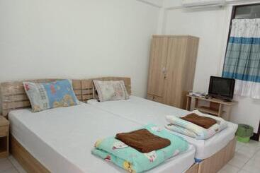 Hotel Natcha Place Tu Rangsit