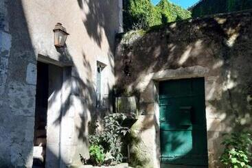 פנסיון La Suite St Laumer