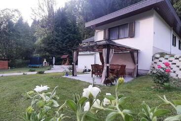 ツーリストアパートメント Am Kaltenbach   Spital Am Semmering, Stuhleck