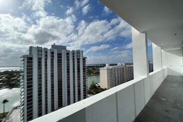 Seastays Apartments