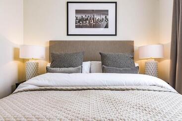 ツーリストアパートメント Inf42m  Apotel Infinity By Roomservices