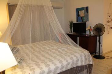 آپارتمانهای توریستها La Valentine Résidence La Plantation Sainte Marthe