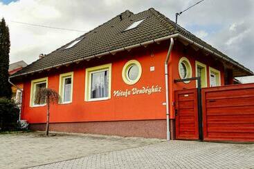 פנסיון Nótafa Vendégház Eger