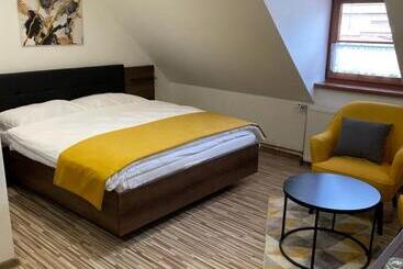 ペンション Penzión U Dvoch Levov