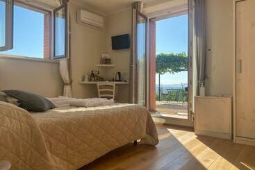 ペンション Podere Belsogno Camera Lavanda