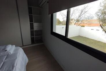 آپارتمان‌های توریست‌ها Complejo Claret, Departamentos A Metros De Sanatorio Allende Y Hospital Privado Cerro