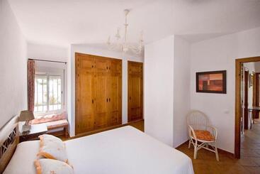 Жильё для туристов Espectacular Villa Con Piscina En Conil Cl 5c