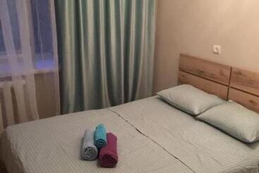 آپارتمانهای توریستها Lux Home на берегу ульбы