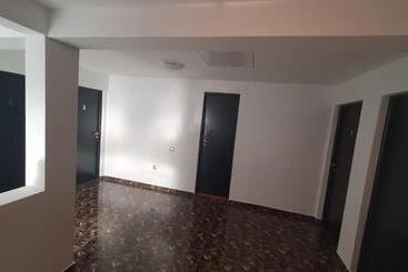 Пансион Casa Laur