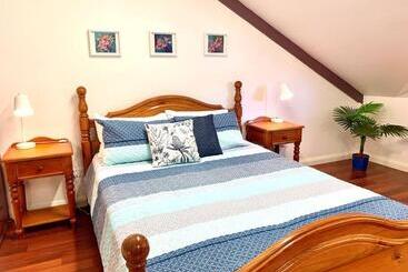 آپارتمان‌های توریست‌ها Shore To Please 1 Bdrm Loft Apt Beach Wifi