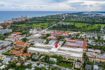 شقة فندقية Palm Beach Island Condominiums