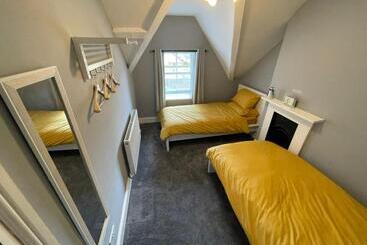 Жильё для туристов The Bala House