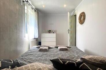 آپارتمانهای توریستها Tiny House