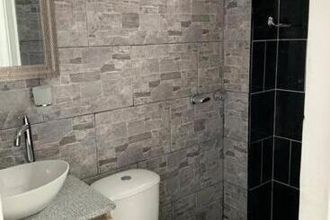 ツーリストアパートメント Apartamento Cerca A Plaza Mayor En Medellín