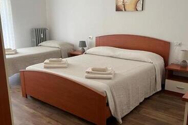 游客公寓 Appartamento Mela Ad Alba, Cuore Delle Langhe