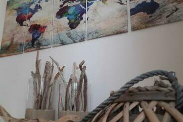 تختخواب و صبحانه Ponente & Maestro Rooms