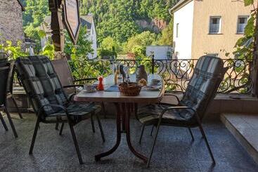 ベッドアンドブレックファースト Weingut Pension Hammes Krüger