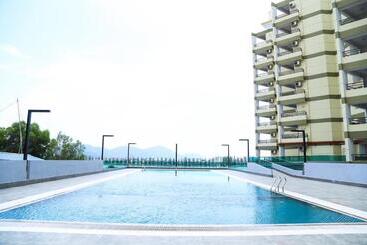 בית מלון כפרי Marina Heights Seaview Resort Apartment Ii