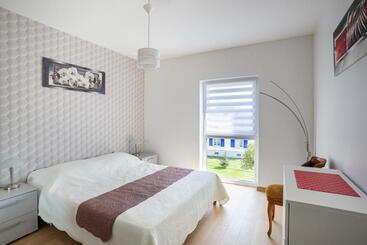 ツーリストアパートメント Mermoz