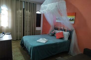 پانسیون Arraial Do Cabo   Suite Luxo