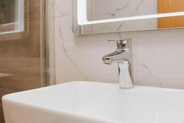 آپارتمانهای توریستها Apartmaji Uršič