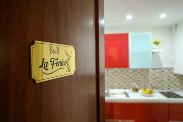 تختخواب و صبحانه La Fenice