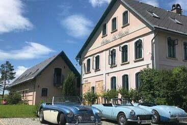 بنسيون Na Kopečku Ad 1795   Penzion S Wellness, Restaurací Vniřní I Venkovní V Zahradě