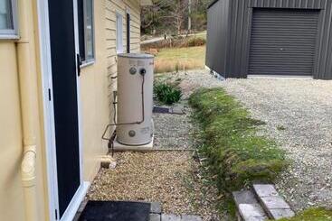 דירות לתיירים Aruma Cottage Bruny Island