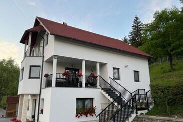 شقق خاصة سياحية Cabana Transylwonder