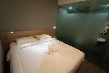 酒店 Marina Airport Semarang