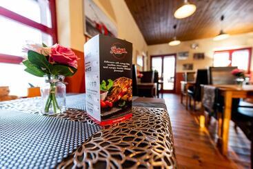 膳宿费 Natali Vendégház és étterem Mátra