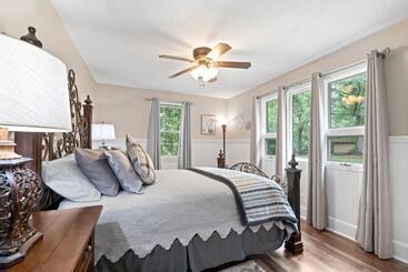 شقق خاصة سياحية Refuge Ranch Retreat Log Cabin Lake 53+ Acres