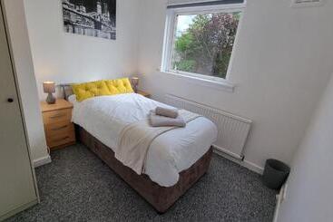 דירות לתיירים Rozelle Villa