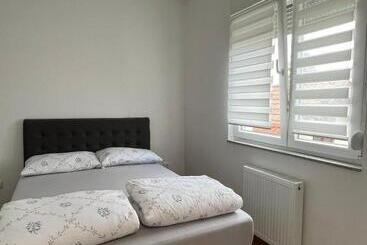 آپارتمانهای توریستها Apartman Lukana Lll Banjaluka