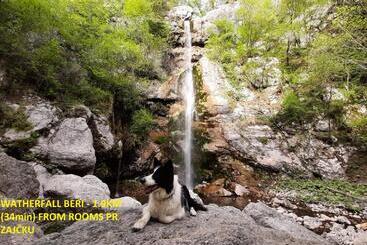 بنسيون Rooms Pr Zajčku