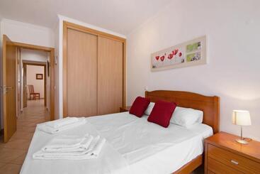 游客公寓 Quarteira Beach I