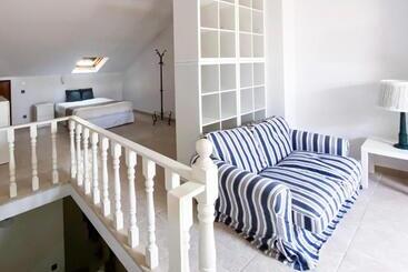 آپارتمانهای توریستها Supertubos Beach Villa