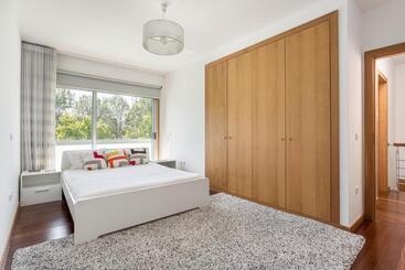 شقق خاصة سياحية Joivy Sleek House Balcony & 2 Terraces In Porto