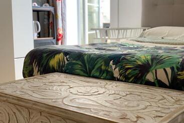 تختخواب و صبحانه Tang Home Bordeaux Hyper Centre