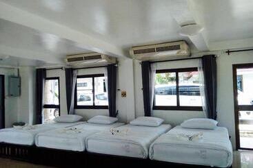 בית מלון כפרי Laytrang Pakmeng Marina Spa And Resort