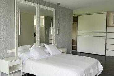 آپارتمان‌های توریست‌ها Pomba House