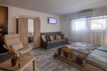 관광객 아파트 Szürke Vendégház Balatonkenesén